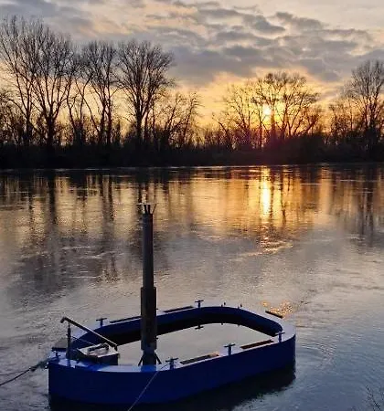 Dor-ka Vendeghaz Διαμέρισμα *