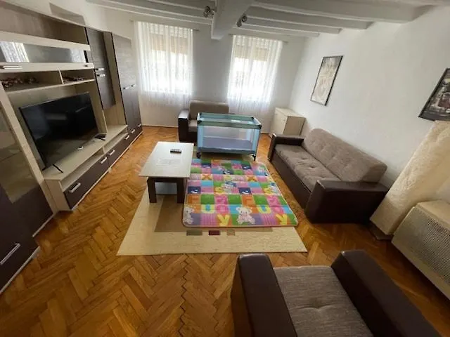 Apartament Dor-ka Vendeghaz *